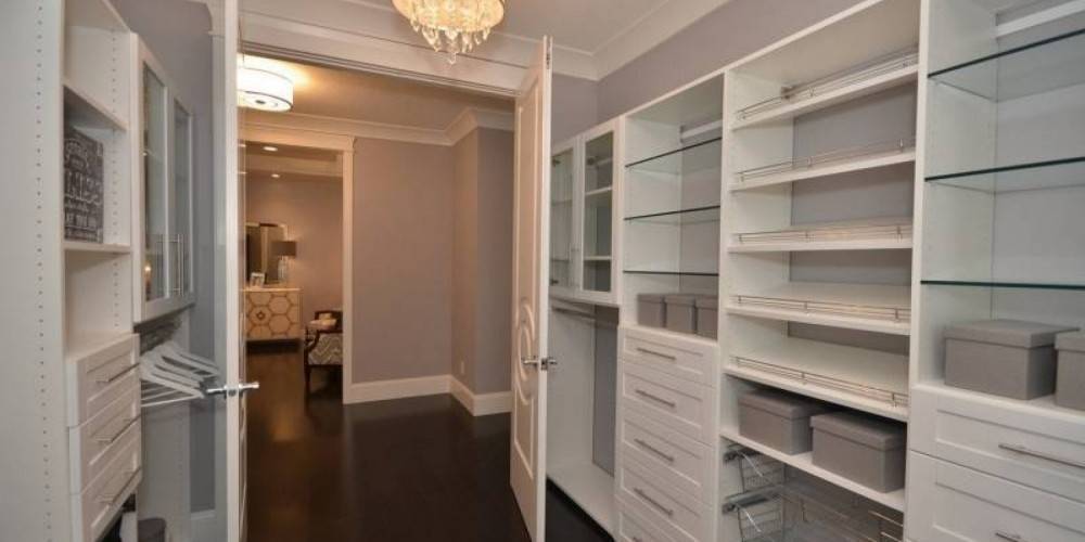Closet shelving products